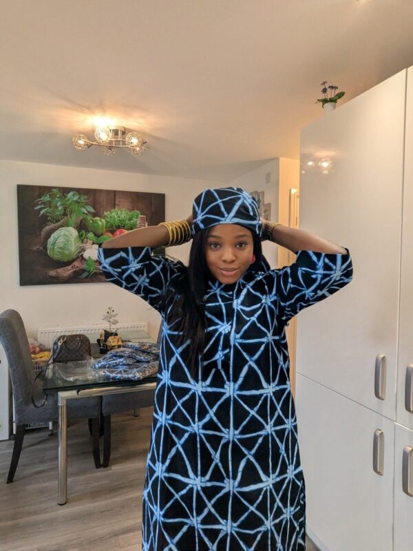 2026/09/1001833367.jpg Olawumi Blue Kembe Set.
Comes with head scarf